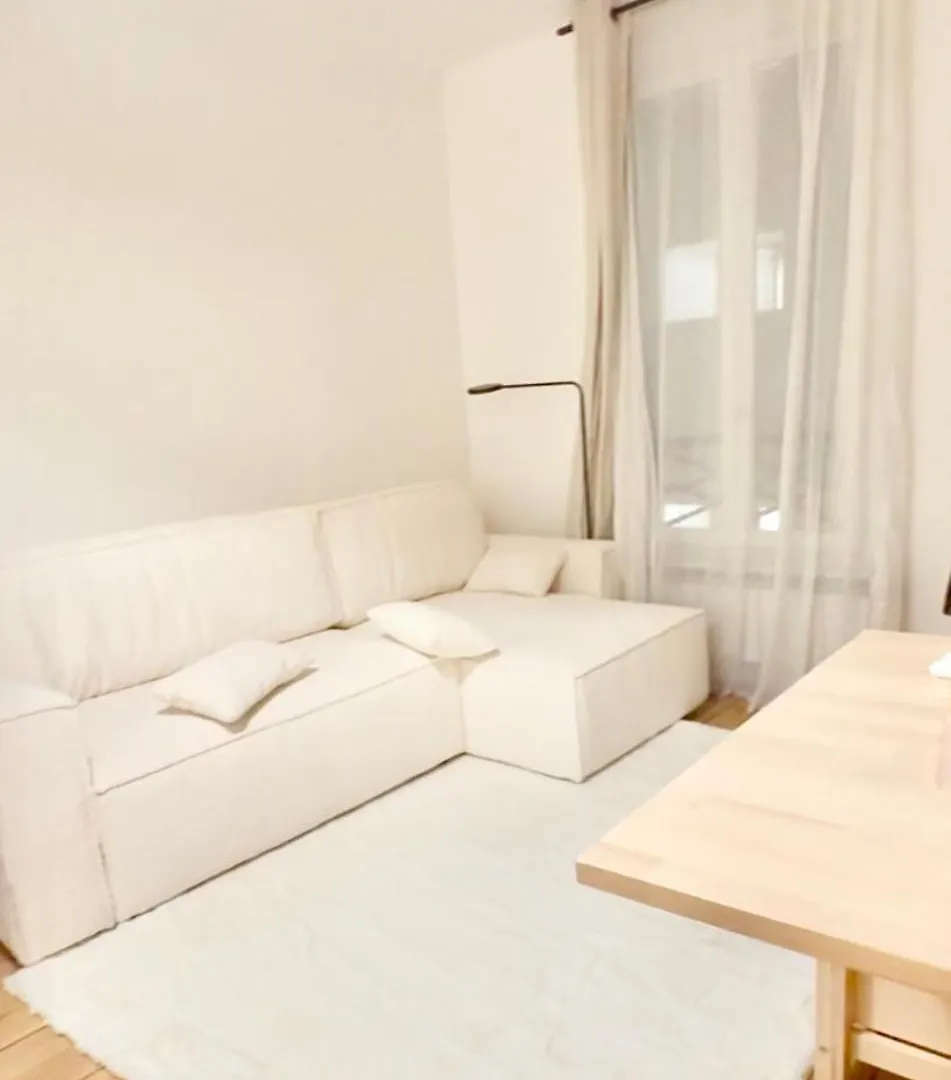 Cosy Apartment Near Concorde Paris
